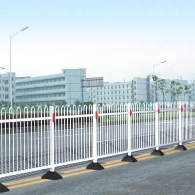 交通护栏